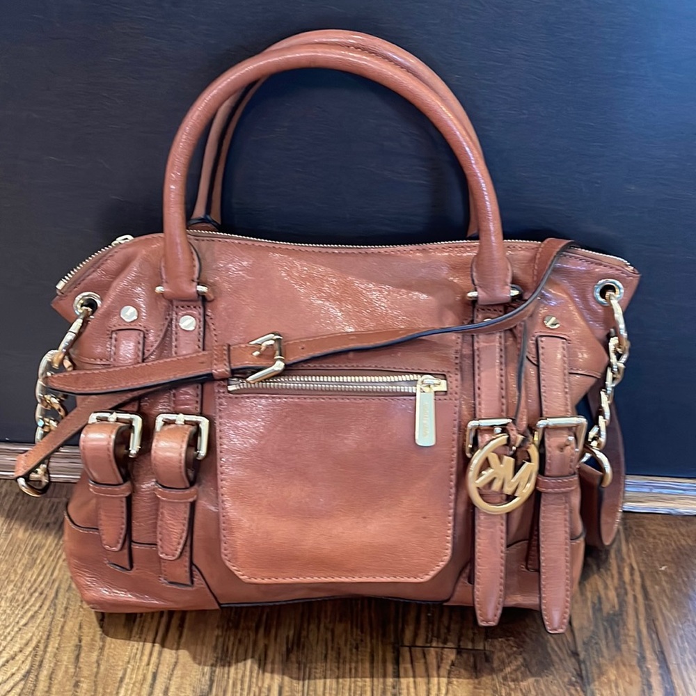 Michael kors tan leather tote